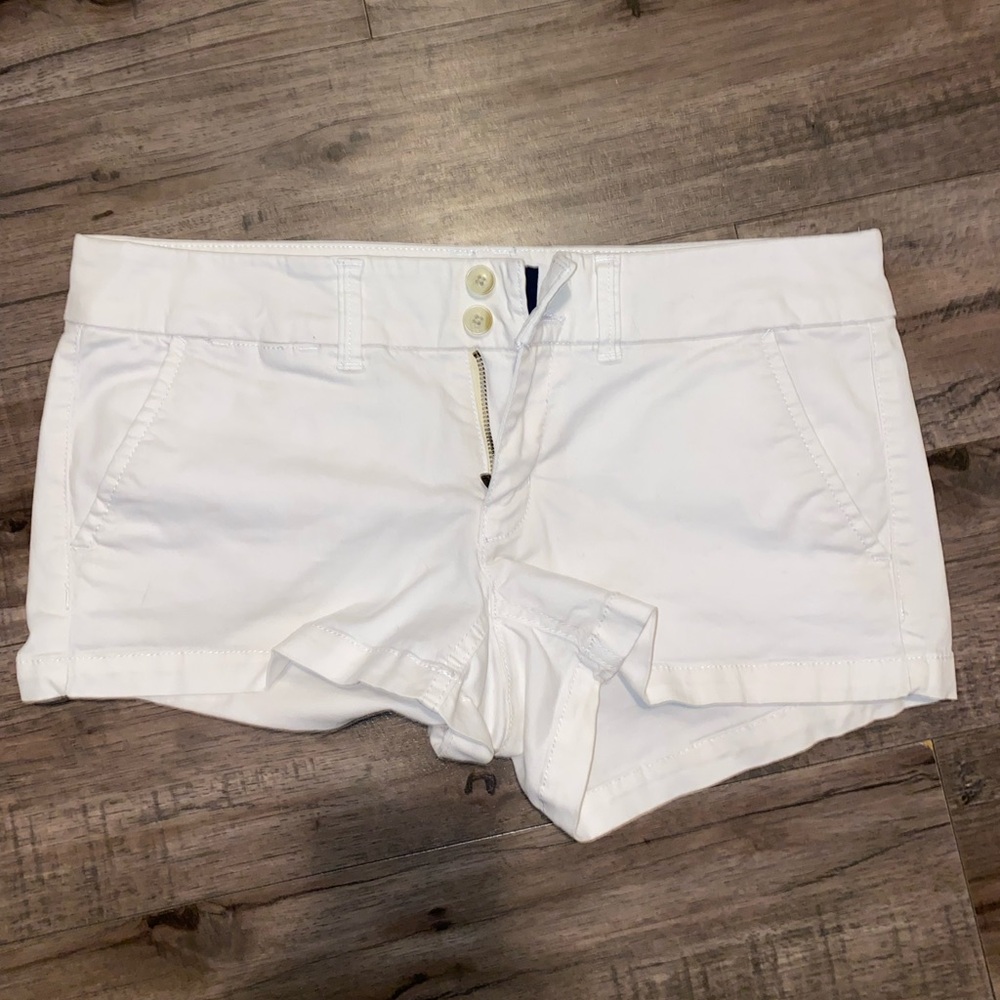 Women’s American Eagle shorts